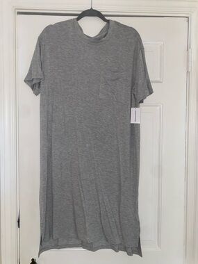 Amazon Essentials Light Gray Casual Tee Dress